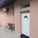 Julia - Nou, Central, Gara, Parc, Self Check-in Cluj-Napoca