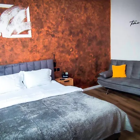 Julia Decebal - New, Central, Train Station, Park, Self Check-in Appartement Cluj-Napoca
